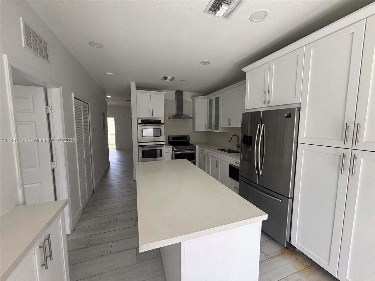 26514 Sw 138th Ave #26514 - Photo 4 of 8