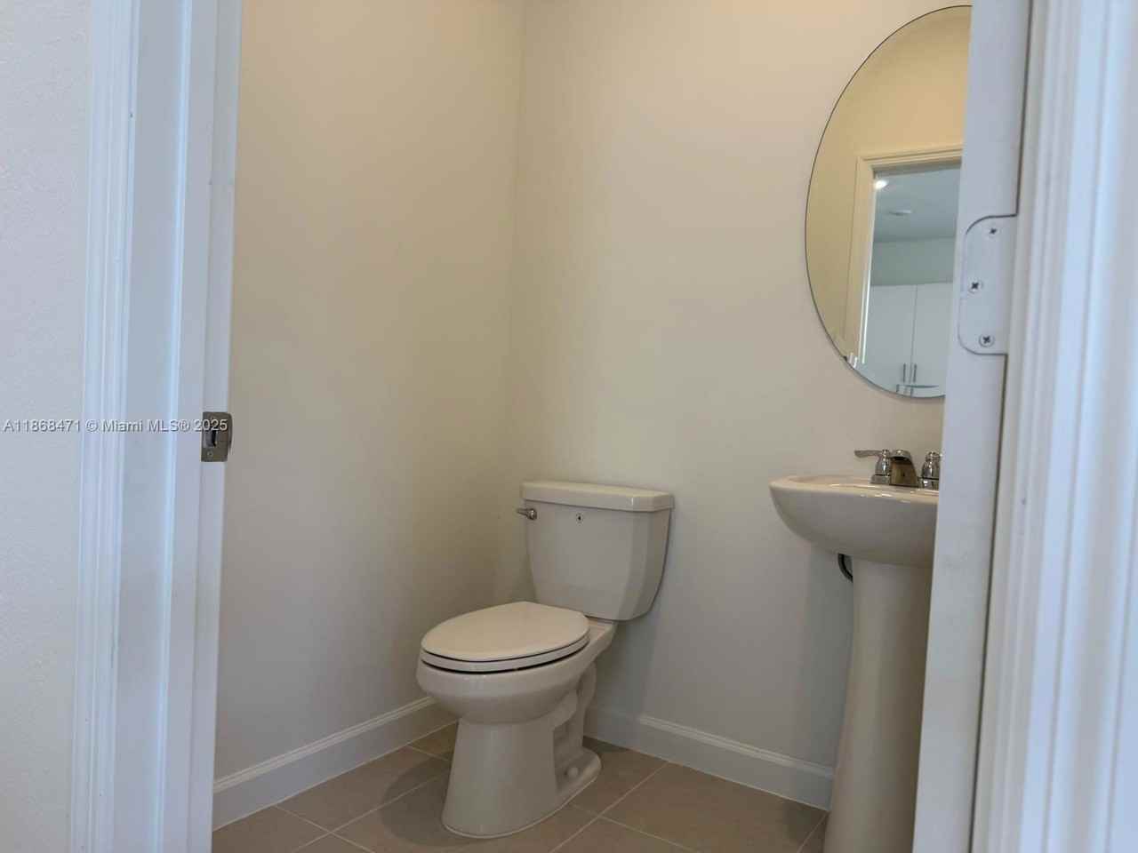 2659 Se 24th Ct - Photo 5 of 8