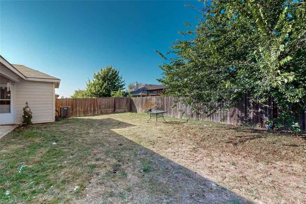 6133 Chalk Hollow Dr - Photo 3 of 20