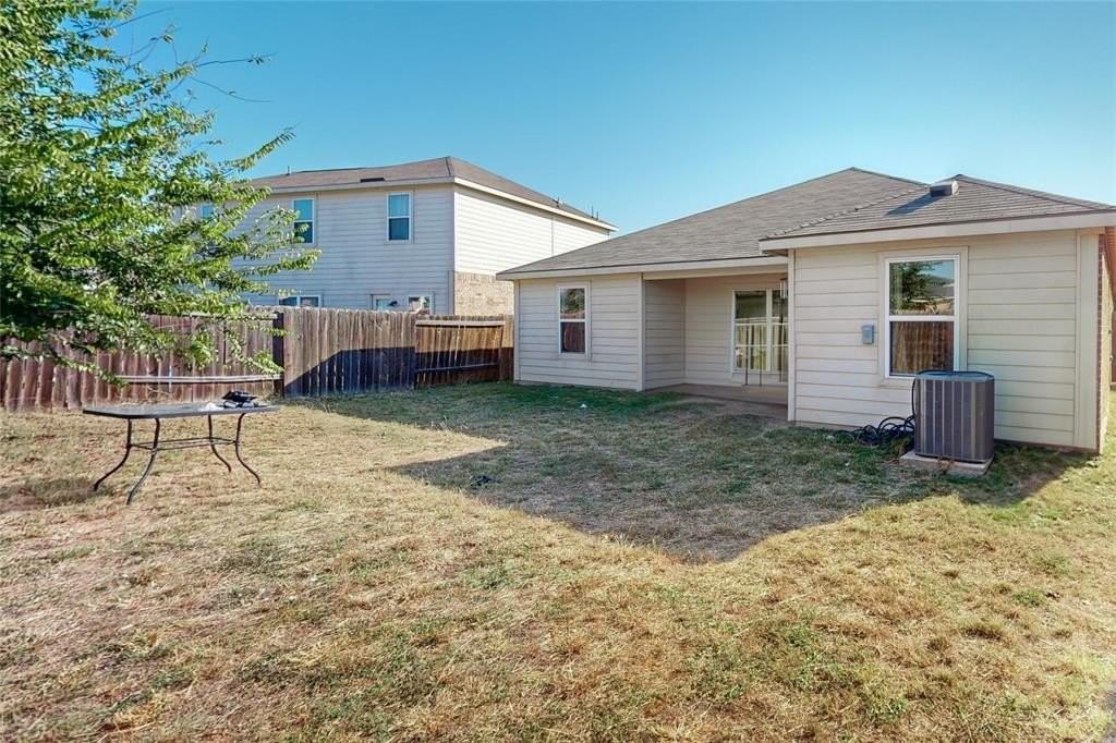 6133 Chalk Hollow Dr - Photo 4 of 20