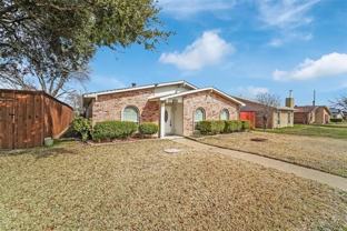 3113 Catalpa St - Photo 1 of 1
