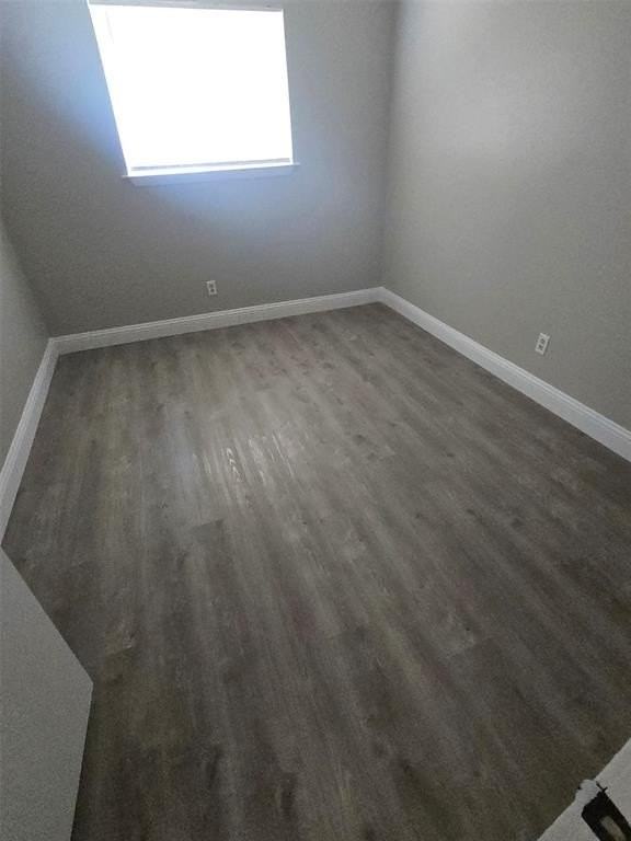 1016 Mulkey Ln - Photo 4 of 10