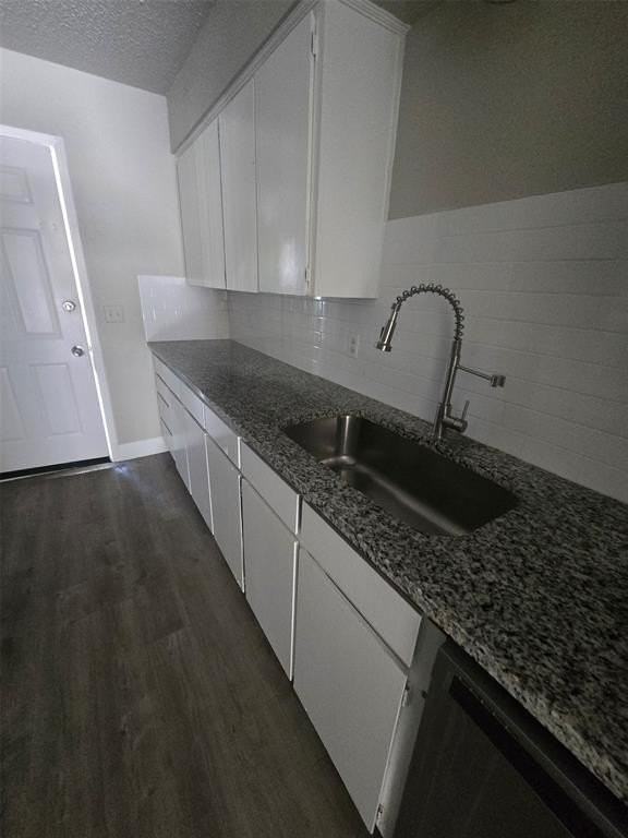 1016 Mulkey Ln - Photo 6 of 10