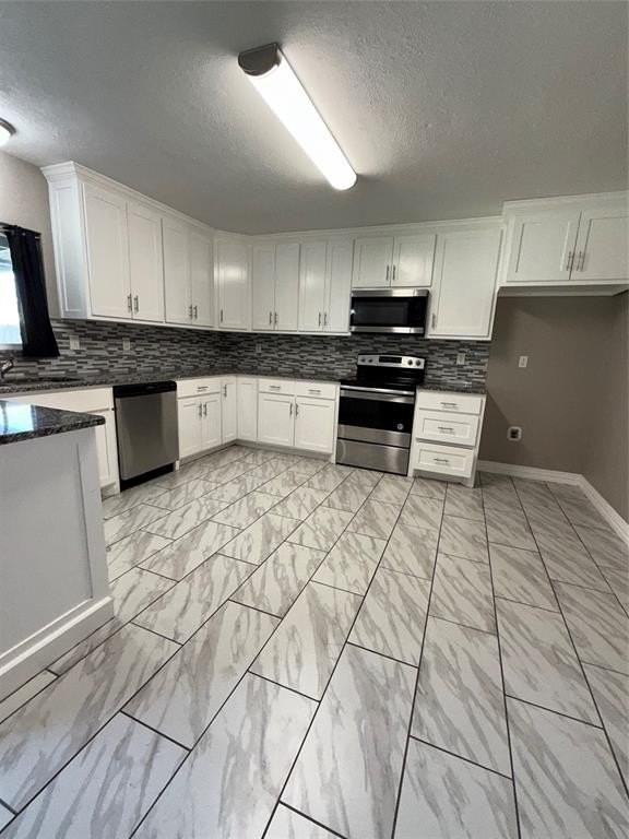 6809 Greenspring Dr - Photo 4 of 12