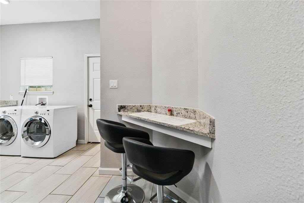 5524 Junius St - Photo 7 of 22