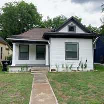 1006 W Chestnut St - Photo 1 of 1