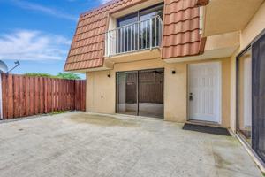 featured image of 806 Blue Ridge Cir