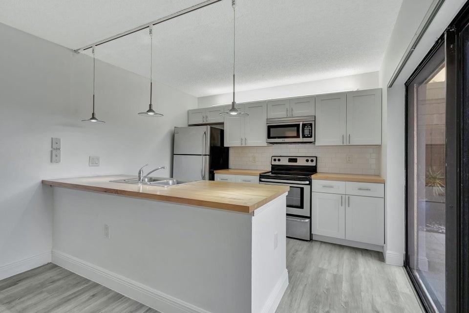 806 Blue Ridge Cir - Photo 5 of 6