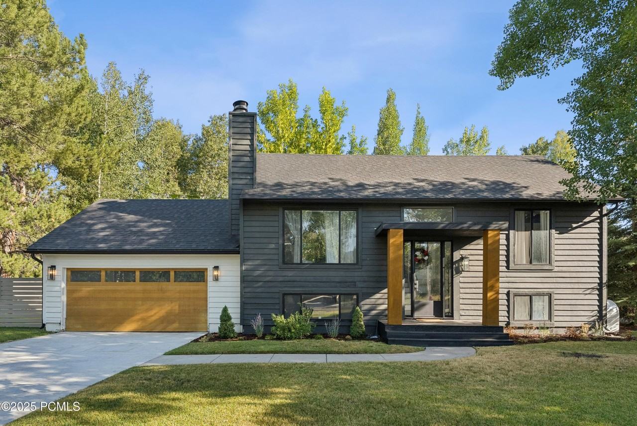 2651 Little Kate Rd - Photo 3 of 50