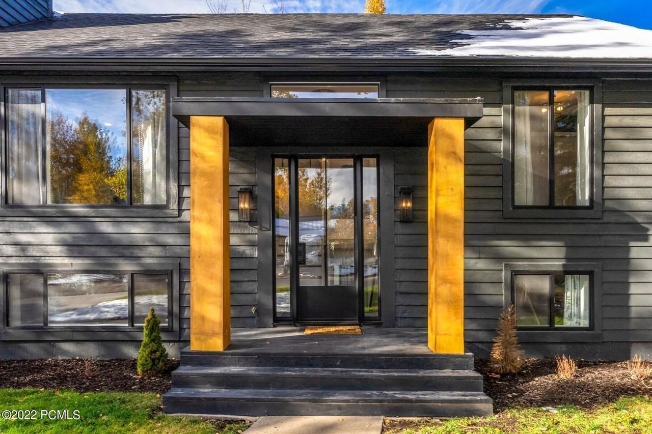 2651 Little Kate Rd - Photo 4 of 50