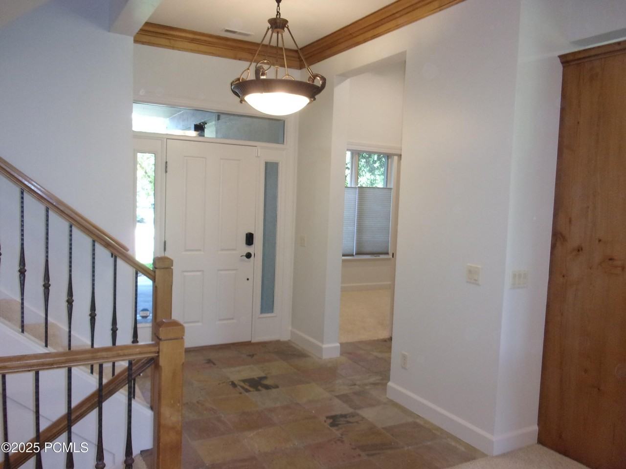 1 W Village Cir - Photo 7 of 38