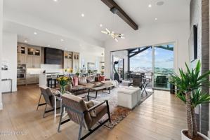 featured image of 3450 E Ridgeway Dr