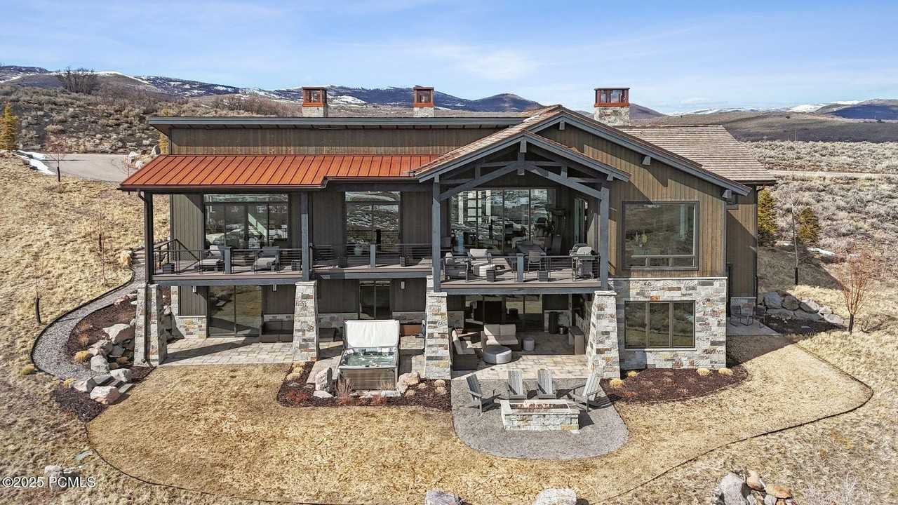 3450 E Ridgeway Dr - Photo 3 of 50