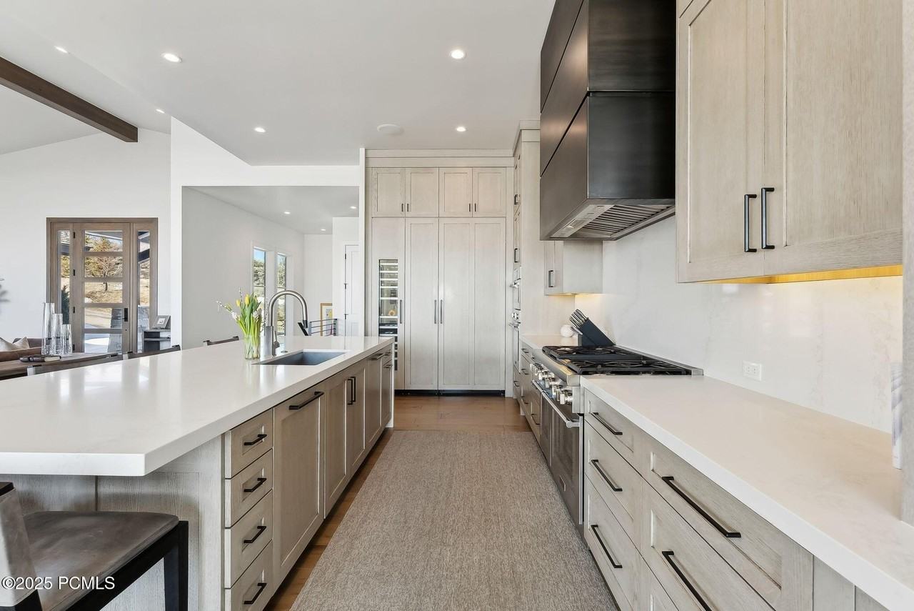 3450 E Ridgeway Dr - Photo 6 of 50