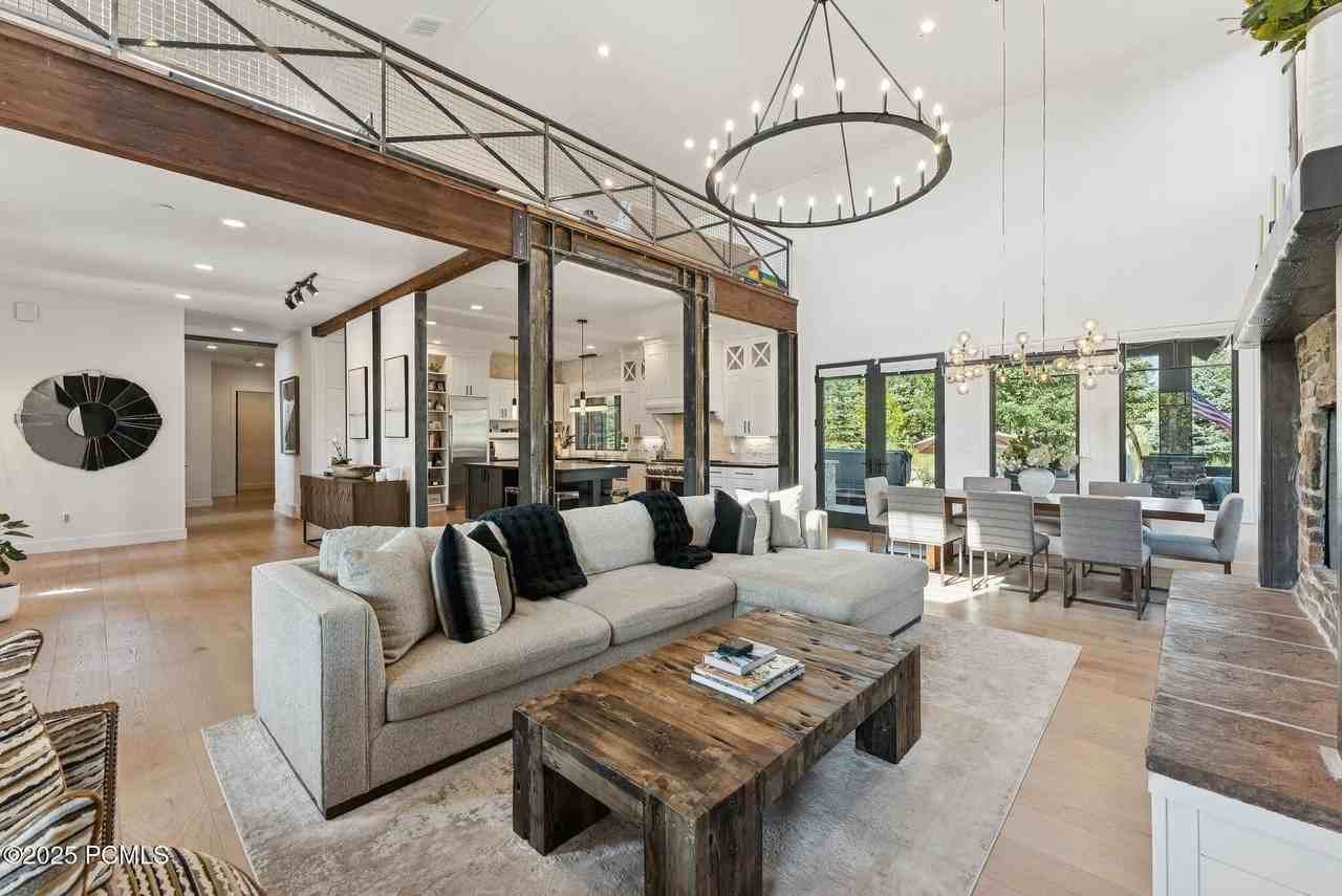 4616 Aspen Camp Loop - Photo 2 of 50