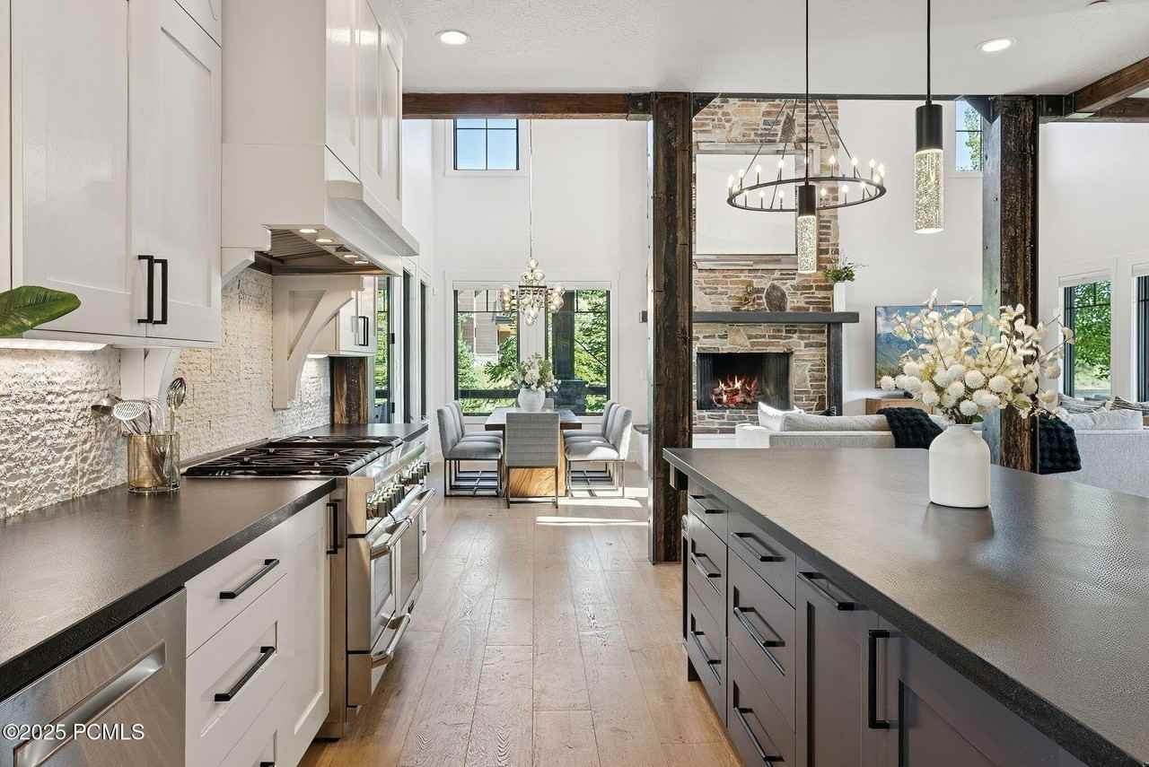 4616 Aspen Camp Loop - Photo 4 of 50