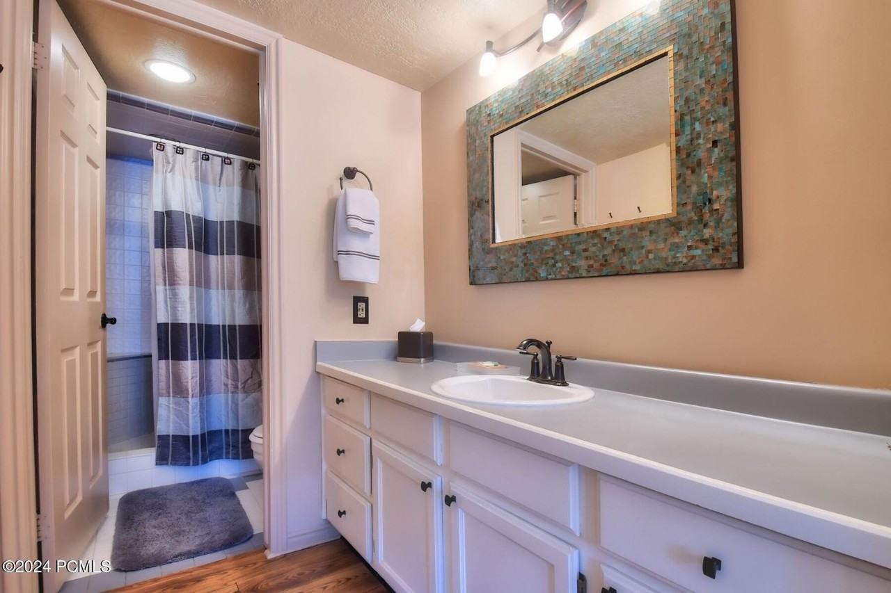 1402 Empire Avenue #2A - Photo 7 of 21