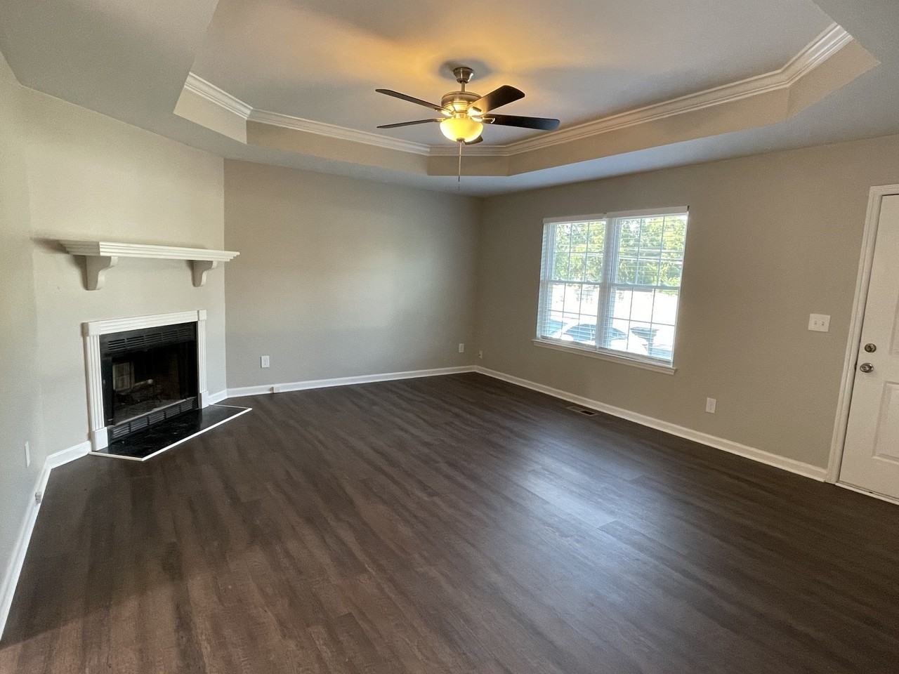 1215 Woods Edge Drive - Photo 5 of 14