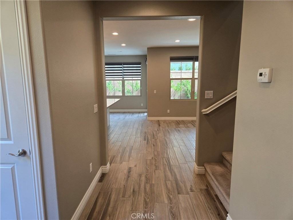 114 Globe - Photo 6 of 41