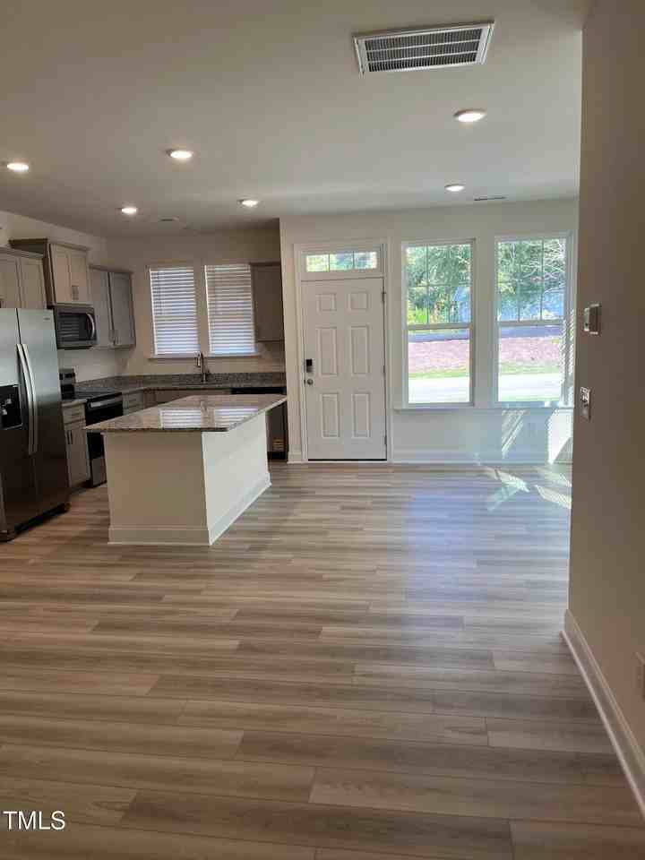 6441 Granite Quarry Dr - Photo 5 of 23