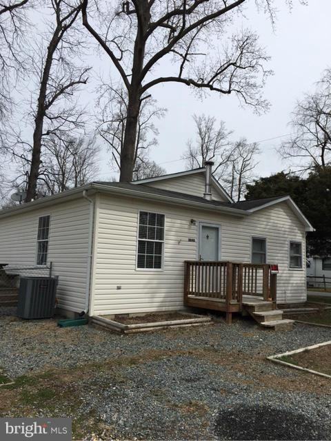 3848 2nd St - Photo 3 of 15