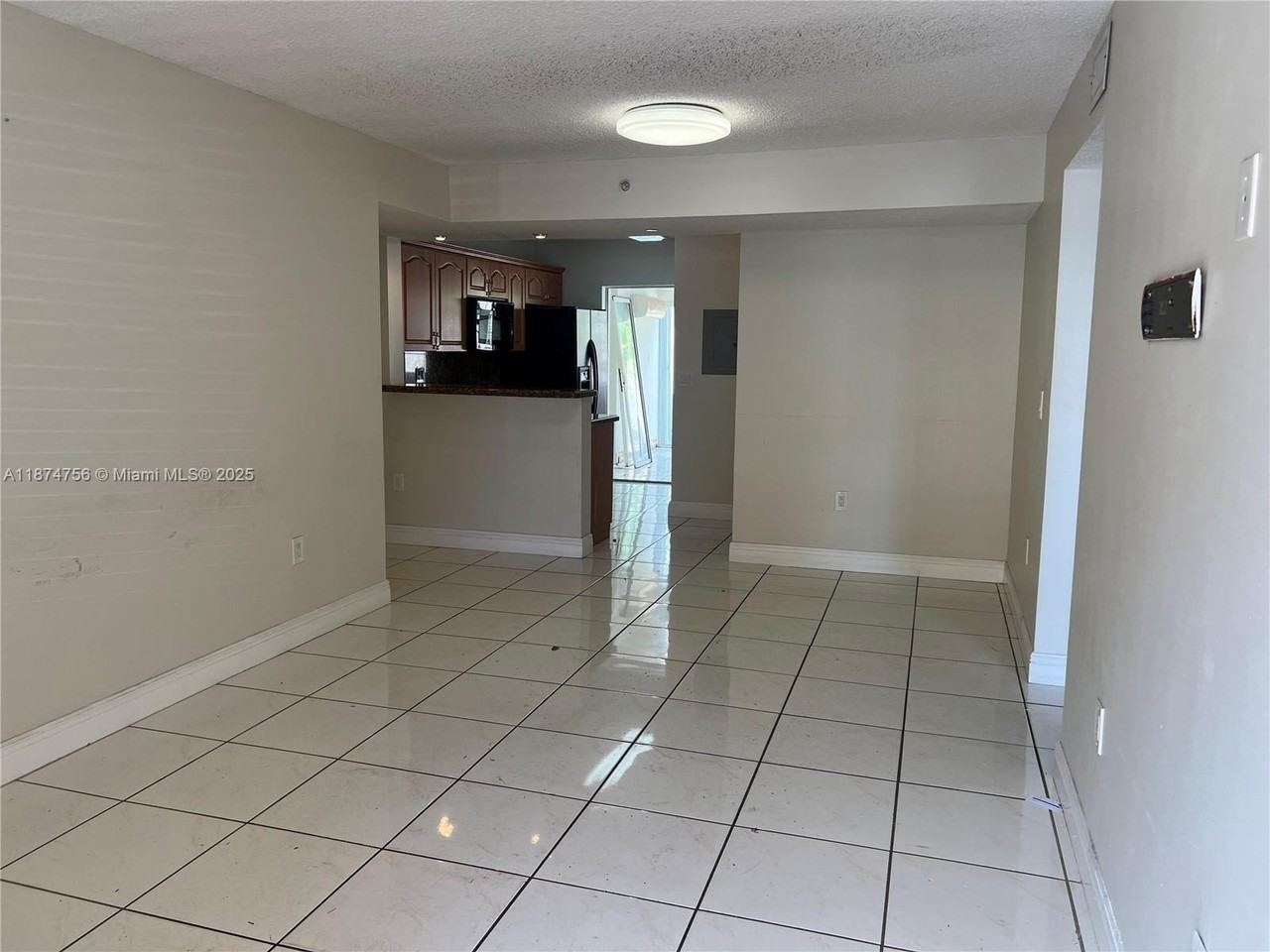 7411 W 22nd Ave - Photo 2 of 20