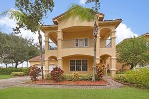 featured image of 748 Cresta Cir