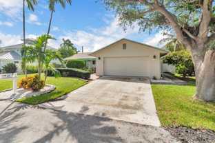 10 Sailfish Ln - Photo 1 of 1
