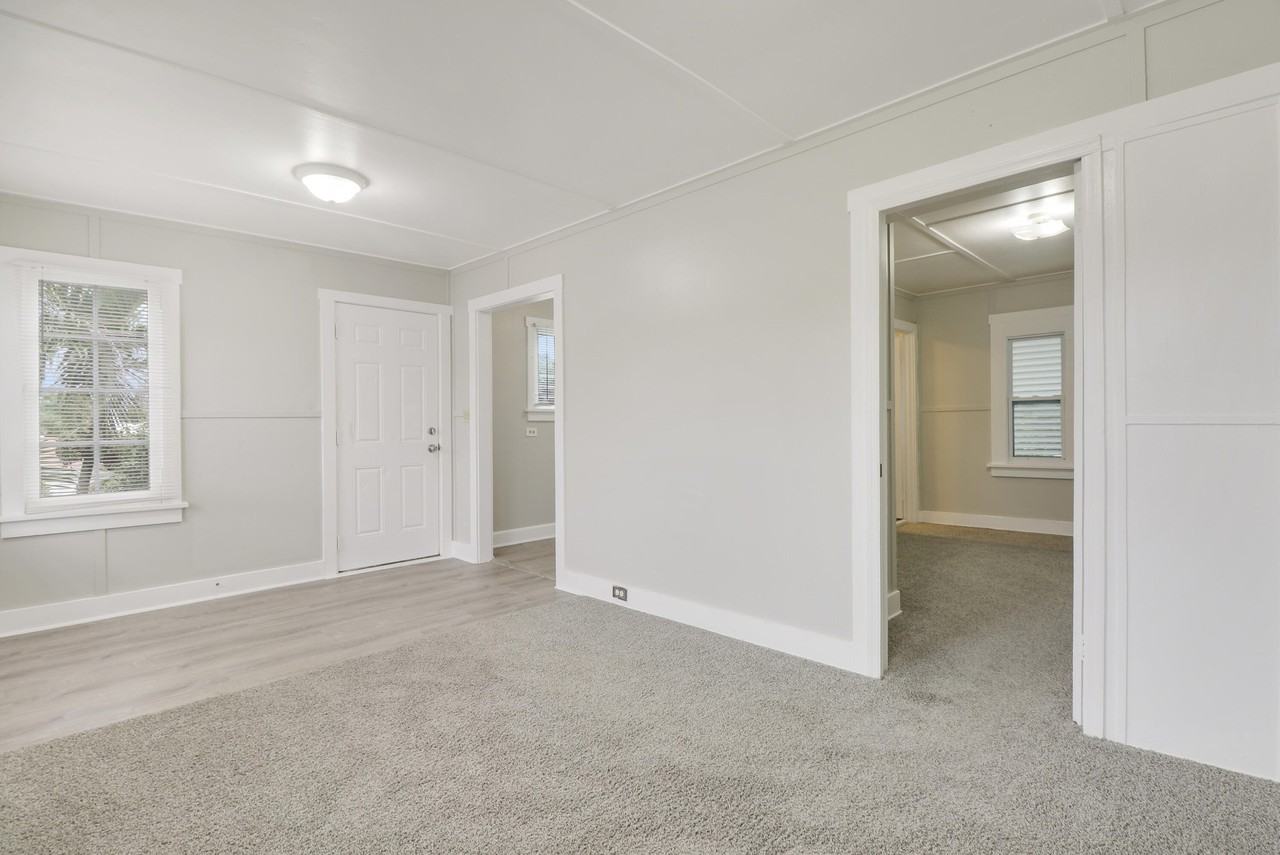 1118 N J St #C - Photo 5 of 13