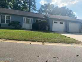 733B Chatham Ln - Photo 1 of 1