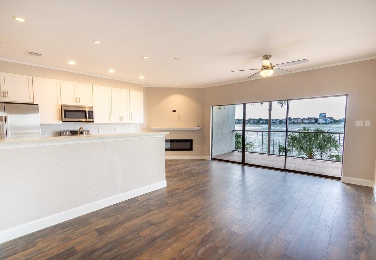 401 Lakeside Ln - Photo 6 of 45