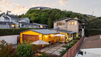 featured image of 5643 Linda Rosa Ave