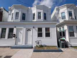 featured image of 1109 Adriatic Ave