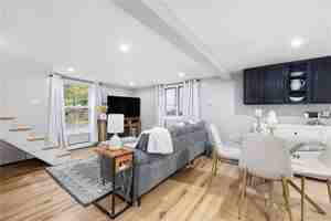 featured image of 267 Green End Ave