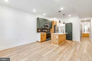 2348 N Park Ave #3 - Photo 1 of 1