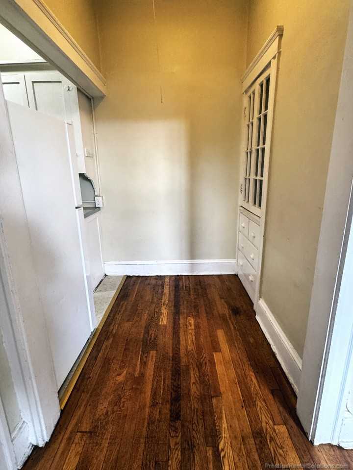 Essex St. & West Emerson #22 - Photo 2 of 15