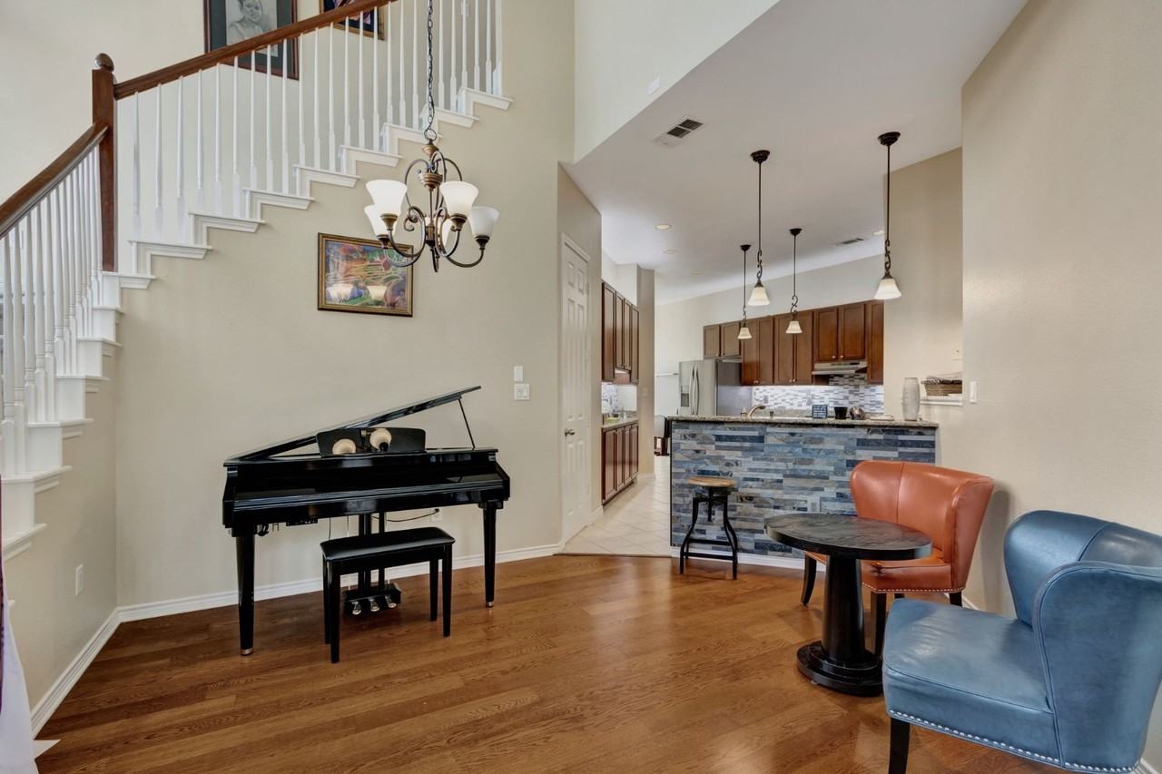 2107 Reflection Pointe - Photo 7 of 19