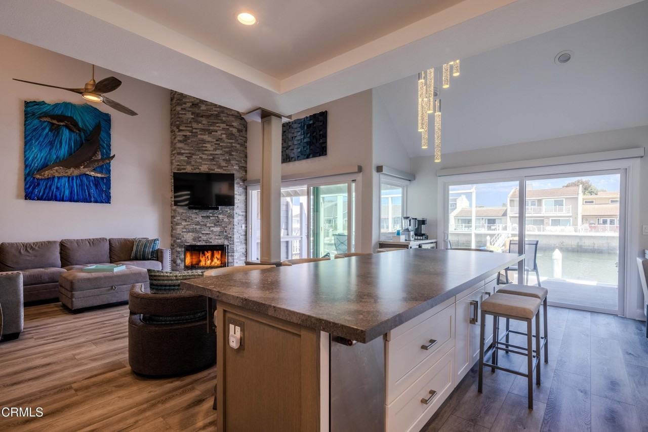 4511 Gateshead Bay - Photo 6 of 36