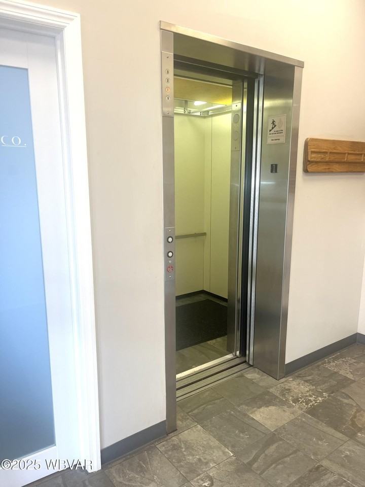 425-427 Market St Unit 2a #2A - Photo 3 of 35