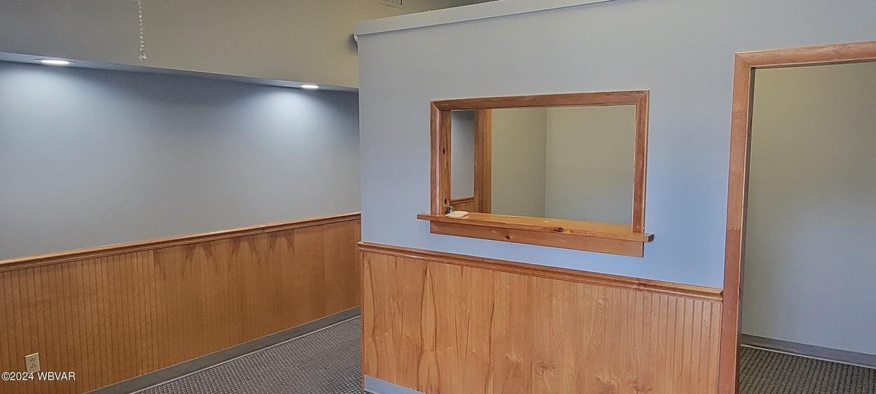 23 West 4th Street - Photo 3 of 8