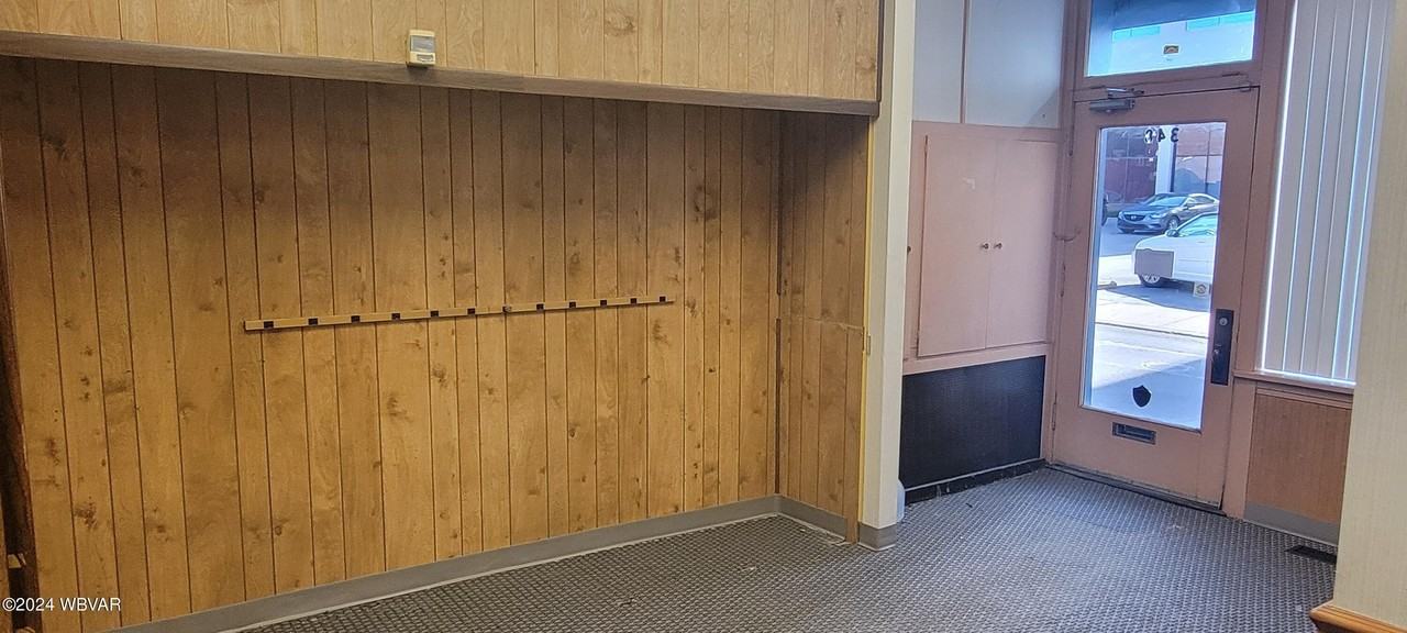 23 West 4th Street - Photo 6 of 8