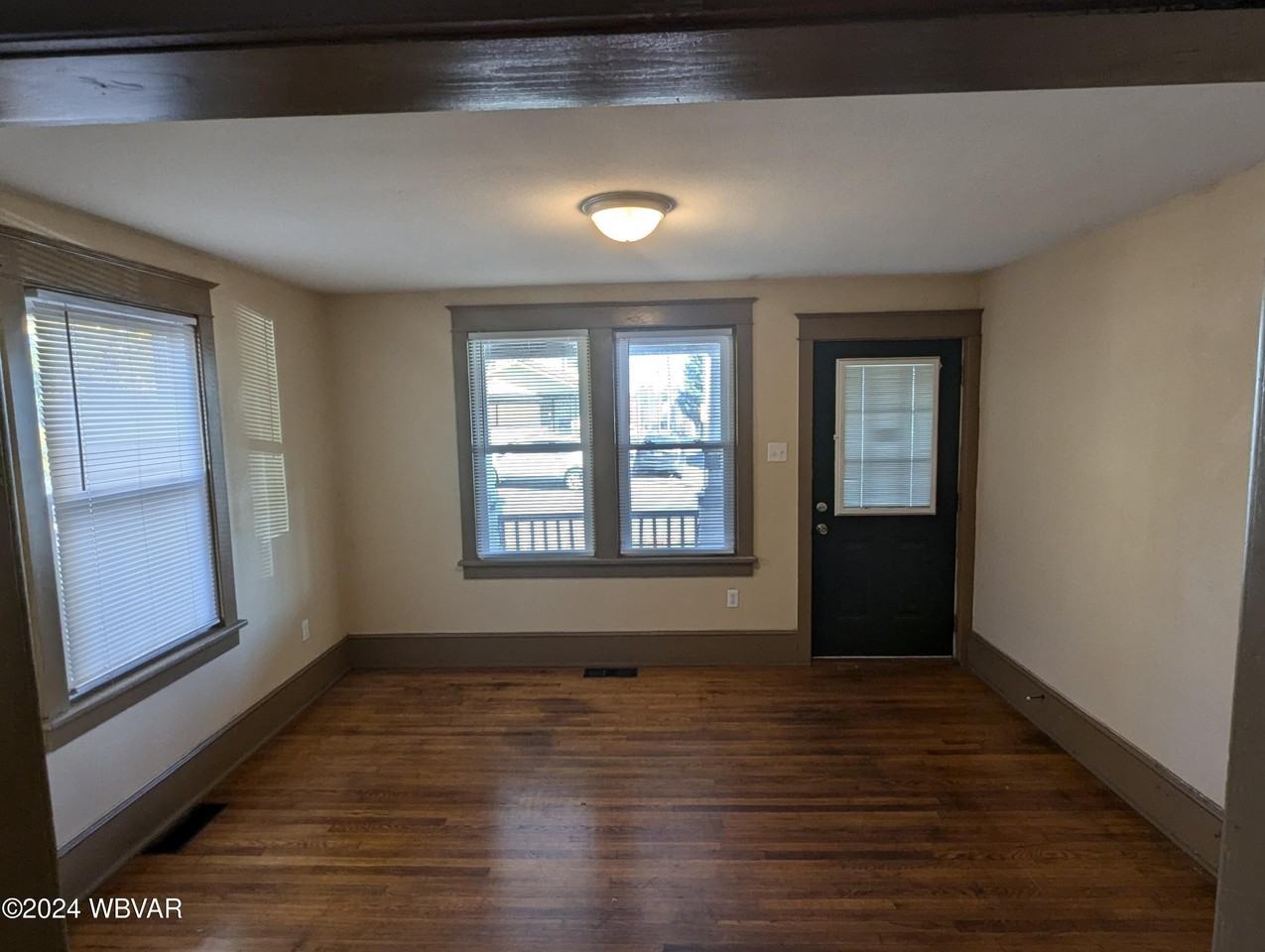 677 Cemetery Street - Photo 2 of 14