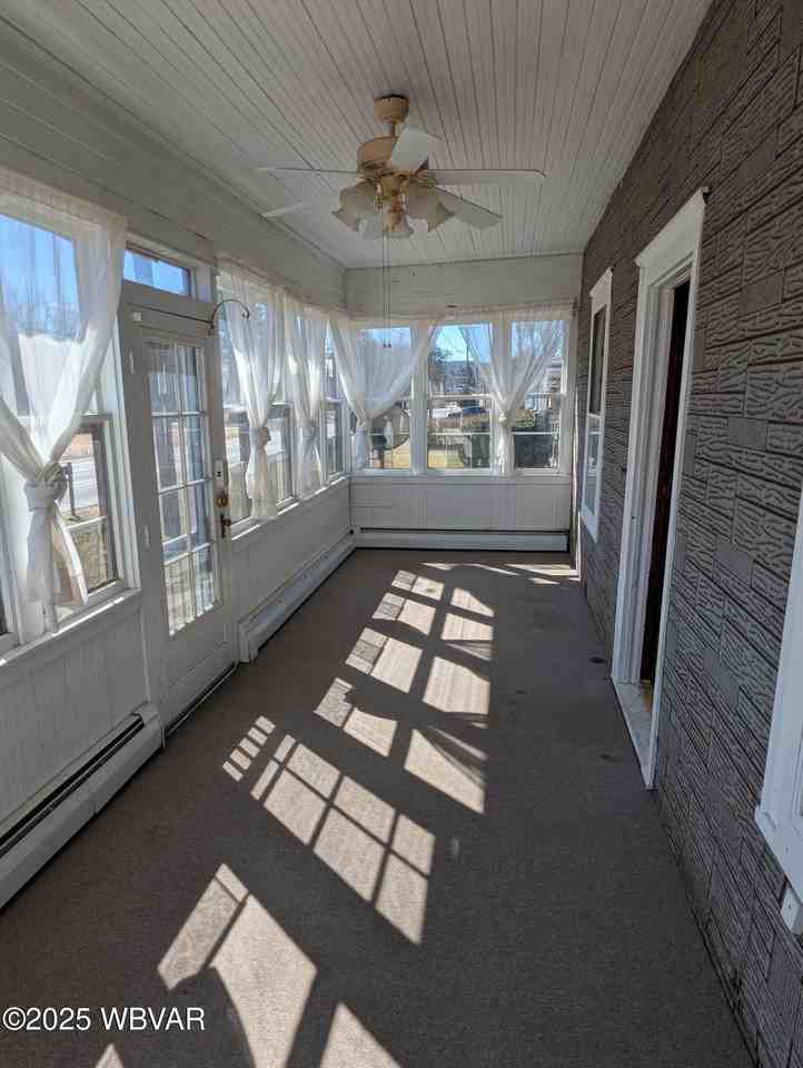 8918 State Route 405 - Photo 4 of 20