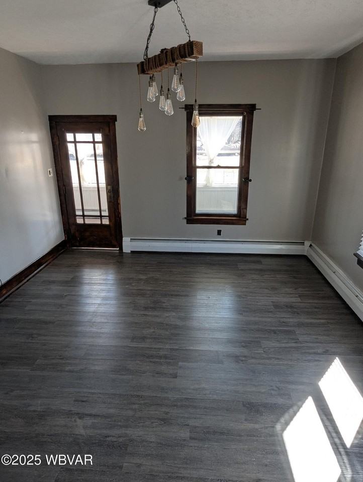 8918 State Route 405 - Photo 6 of 20