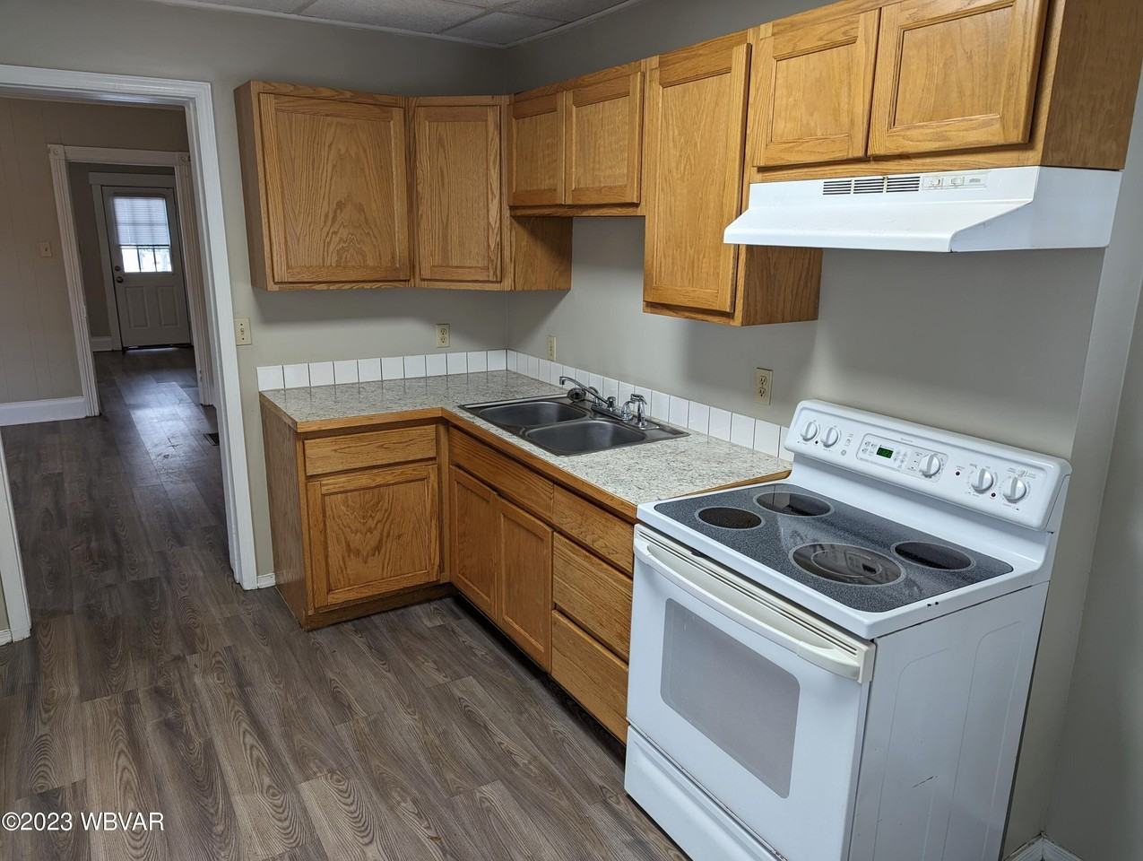 527 8th Avenue - Photo 7 of 12