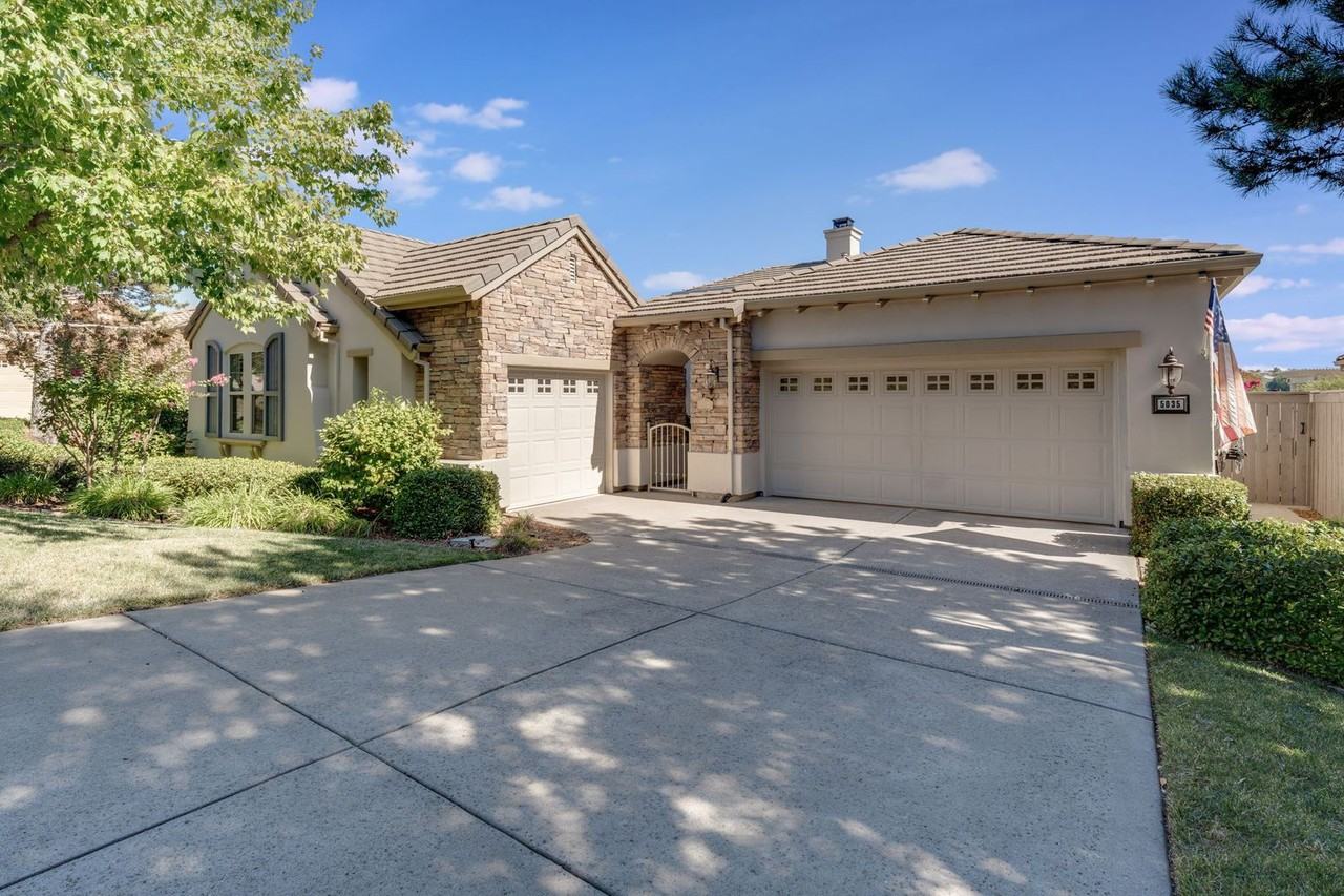 5035 Tesoro Way - Photo 7 of 50