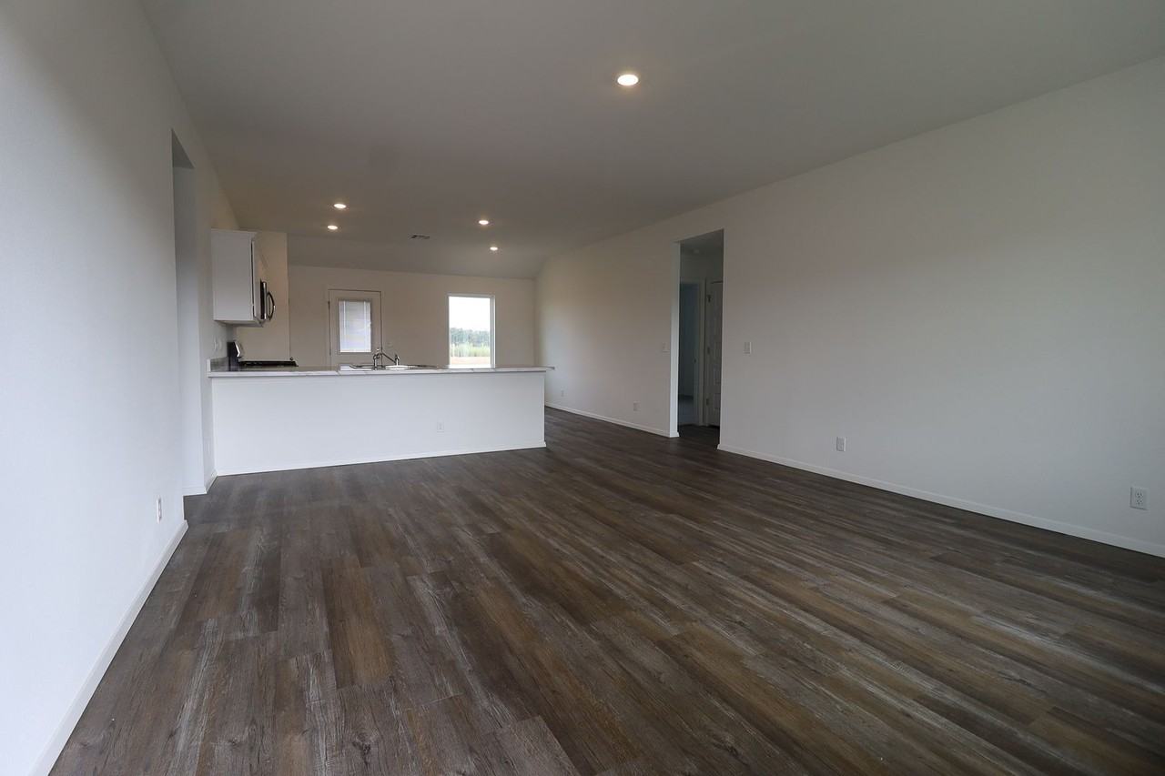 16425 S 87th East Ave - Photo 3 of 31