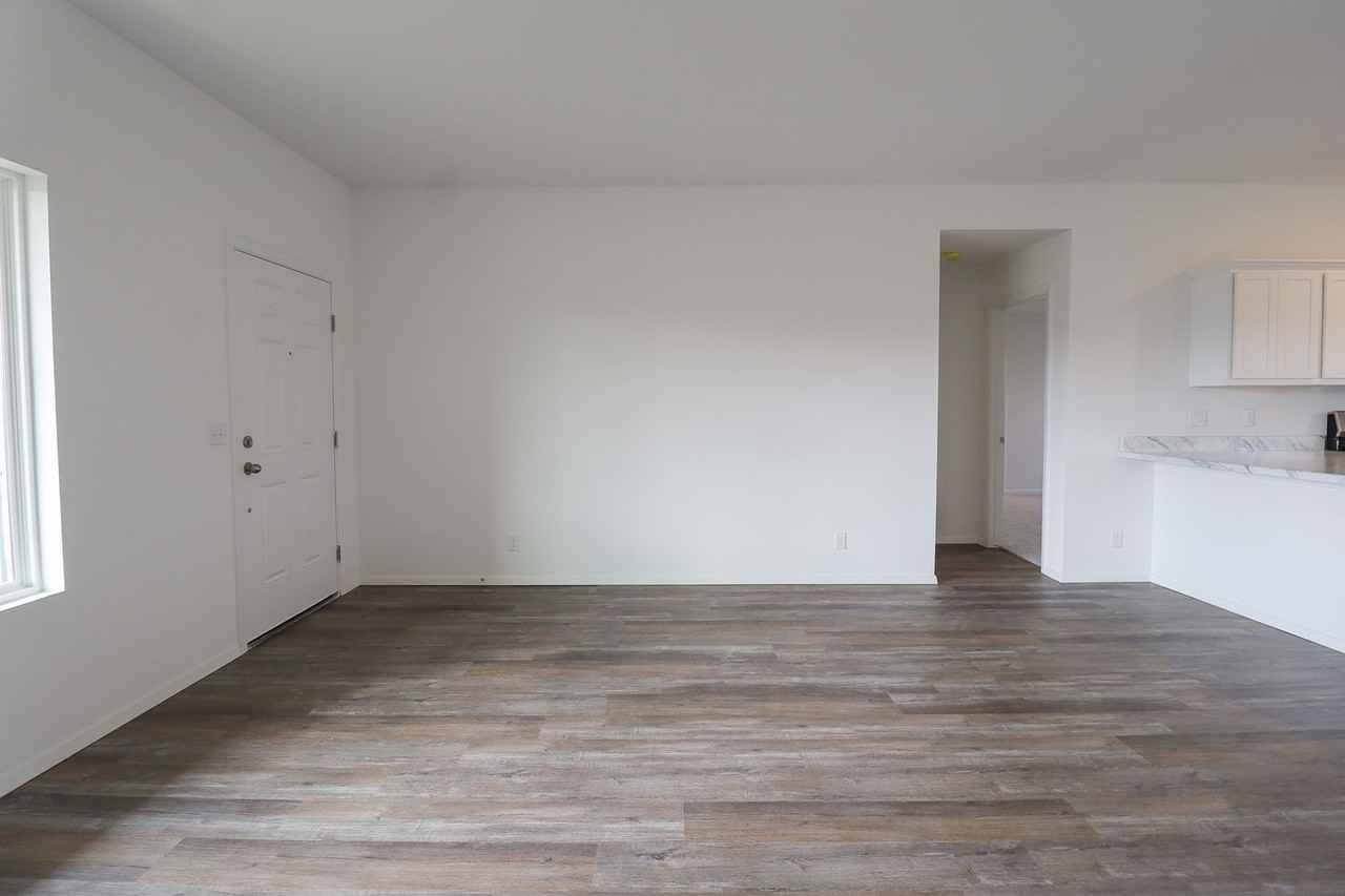 16425 S 87th East Ave - Photo 5 of 31