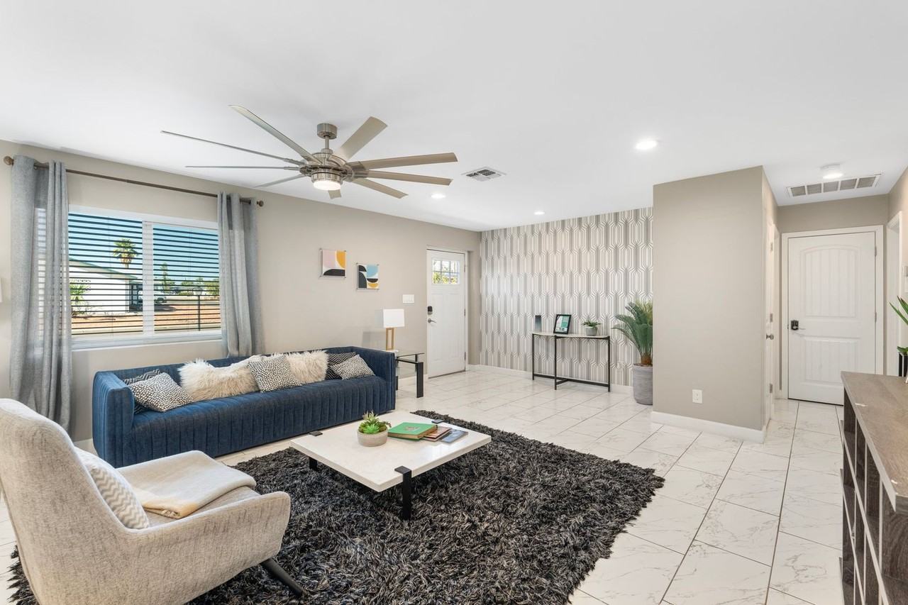 2025 N 66th St - Photo 3 of 39