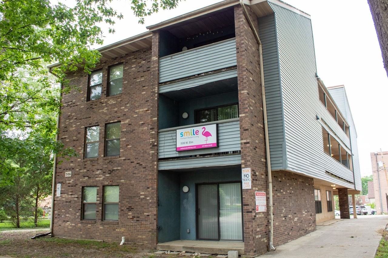 506 W Elm - Photo 2 of 10